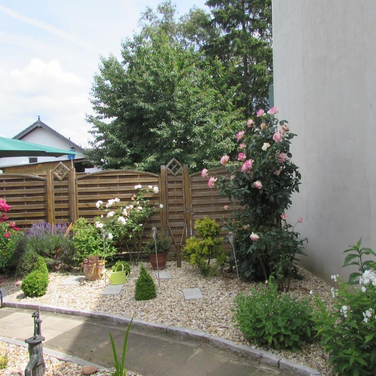 Eifel Quartier Ferienhaus メッヒャーニッヒ エクステリア 写真